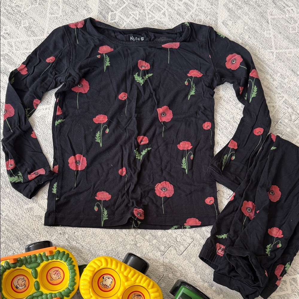 Kyte BABY Black and Red Poppy Kids Pajama Set